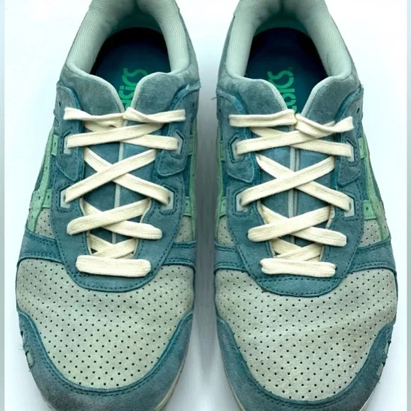Asics Teal and Mint Athletic Shoes - Picture 1 of 8